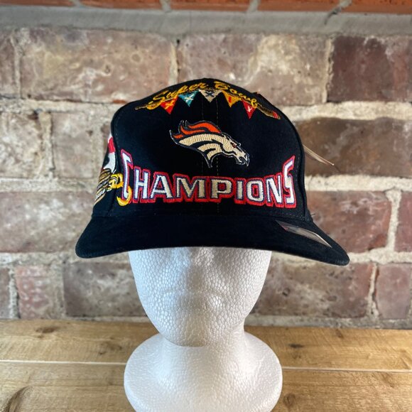 NWT Vintage Logo Athletic Denver Broncos Super Bowl XXXII Champion Snapback Hat - Picture 1 of 6